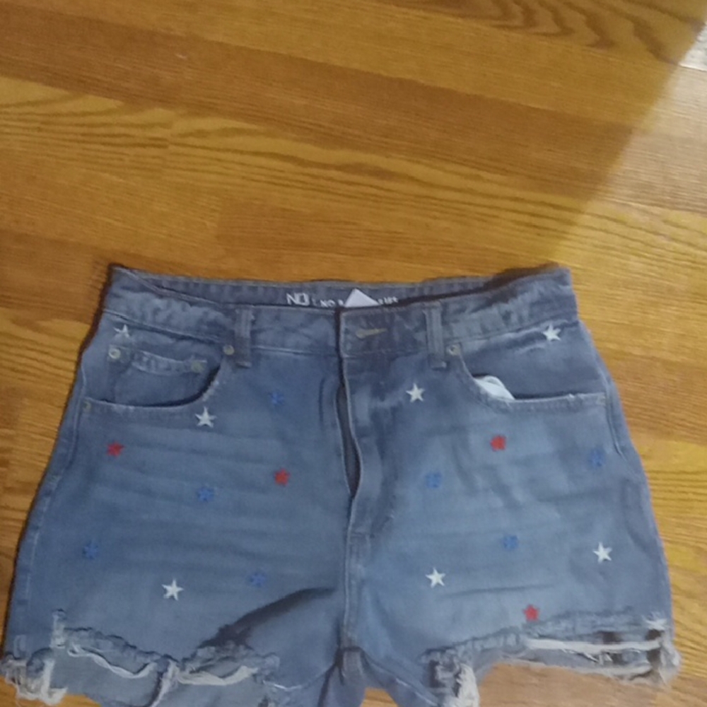NO BOUNDARIES Embroidered Star Denim Shorts SIZE 11